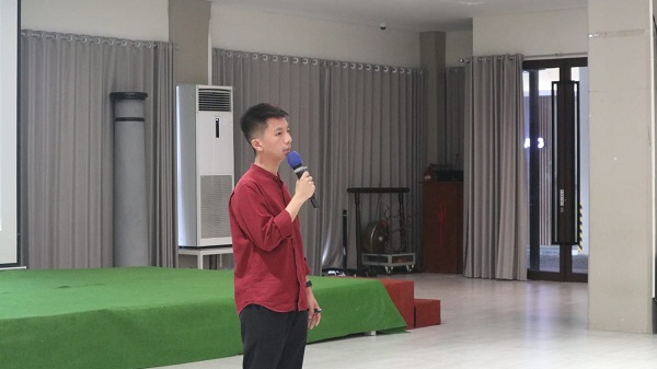 PAKAIKak Alexander Reinhard Christian membawakan materi Pertemuan 3_1